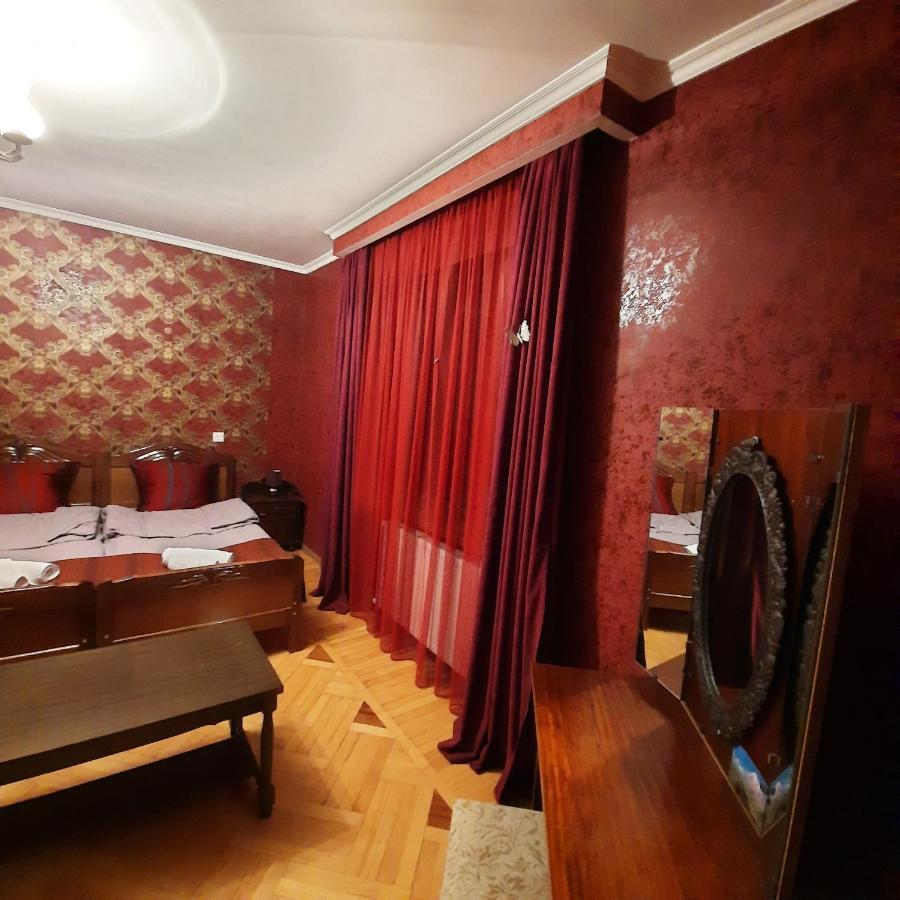 Gio-Nika Hotel Kasbegi Buitenkant foto