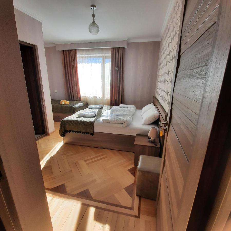 Gio-Nika Hotel Kasbegi Buitenkant foto