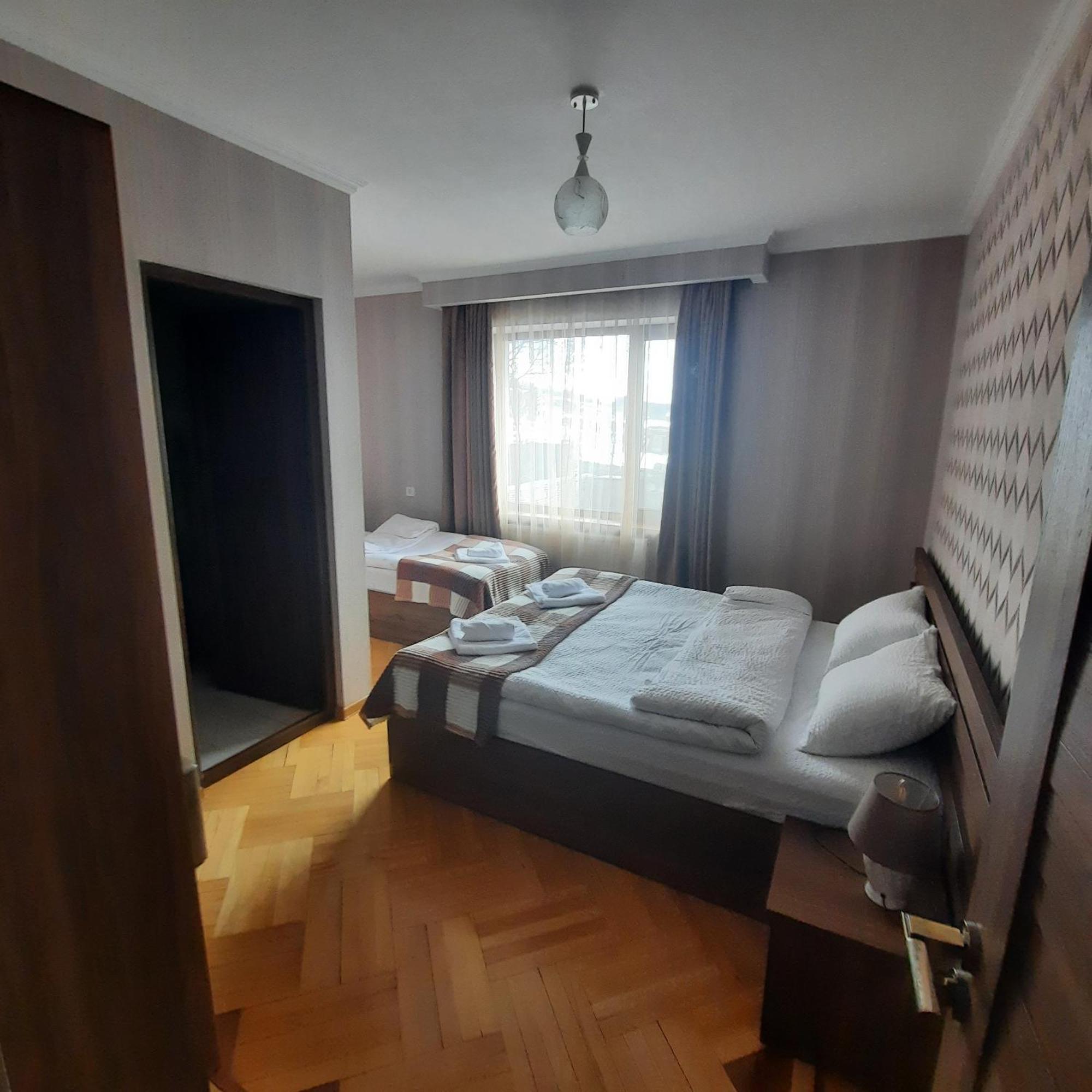 Gio-Nika Hotel Kasbegi Buitenkant foto