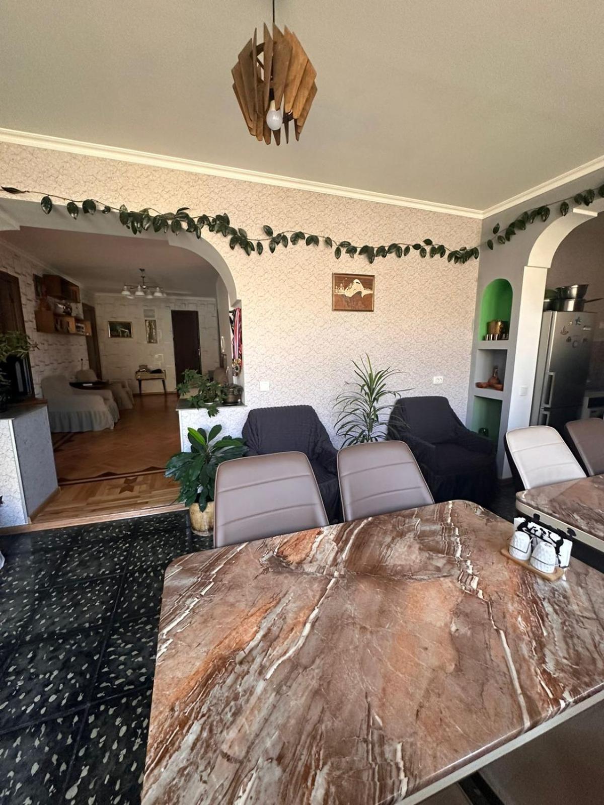Gio-Nika Hotel Kasbegi Buitenkant foto
